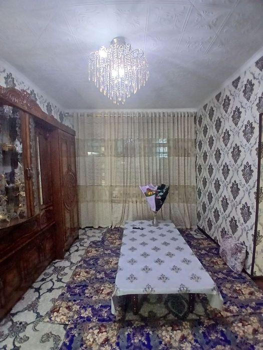 3 xonali kv sotiladi uy uzimizniki shaxar hokimligi oldidan