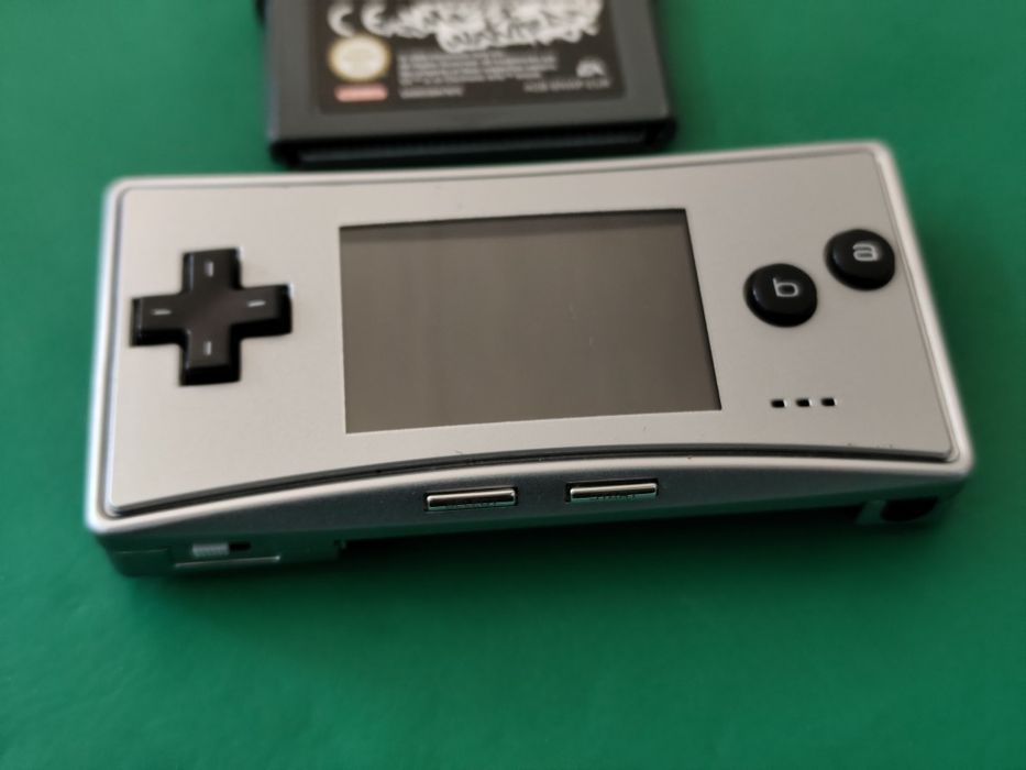 Конзола nintendo game boy micro