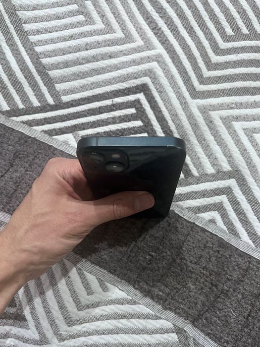 Смартфон Iphone 13