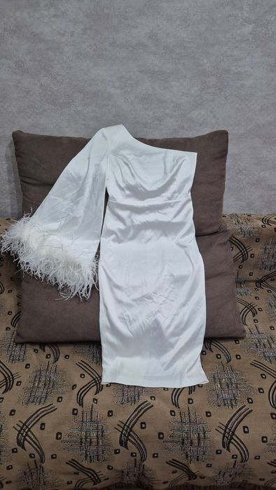 Продам б/у жен.платье р.44-46