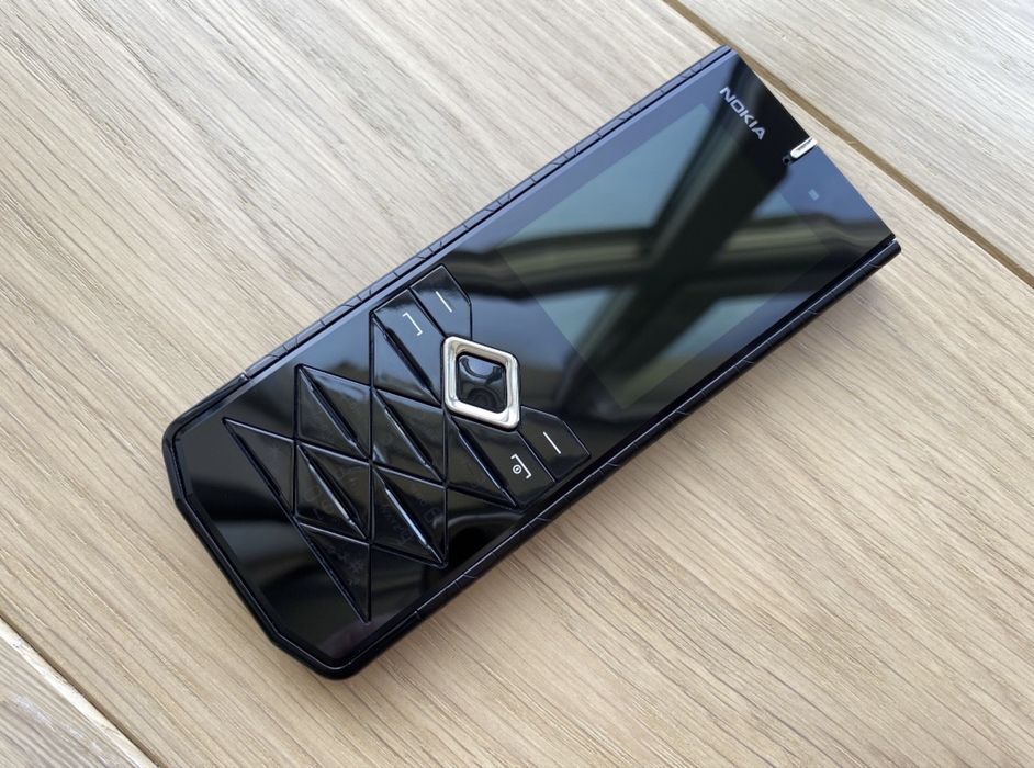 Nokia 7900 black