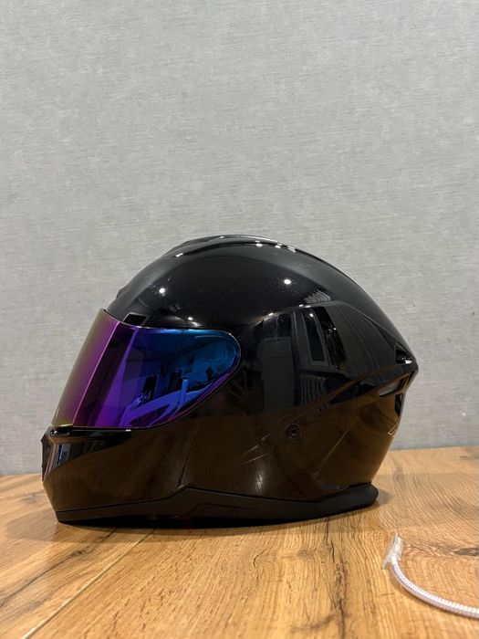 Мото шлем для трассы