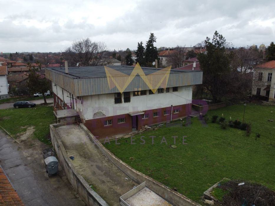 Продава се Заведение в Суворово - 426 кв.м за 288 €/кв.м - Снимка #4