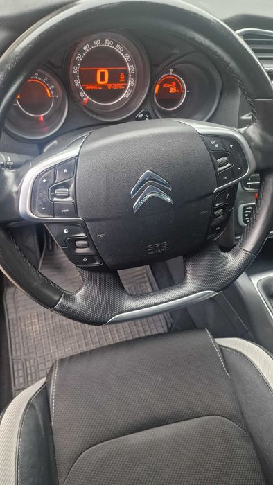 Vând Citroen C4 an fab.2012 ,1.6,Euro 5 benzină