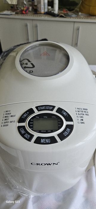 Хлебопекарна Crown CBM6562
