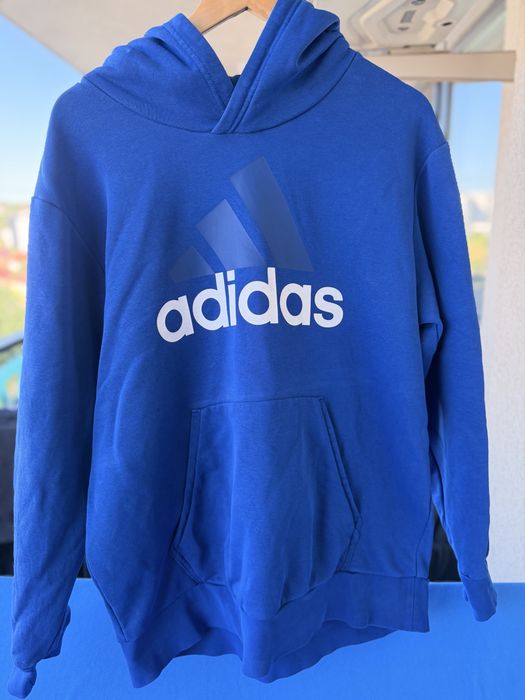 VAND Lot 30 Hanorace ADIDAS Originale - Pentru Reselling (Mărimi Mixte, Stare Bună)