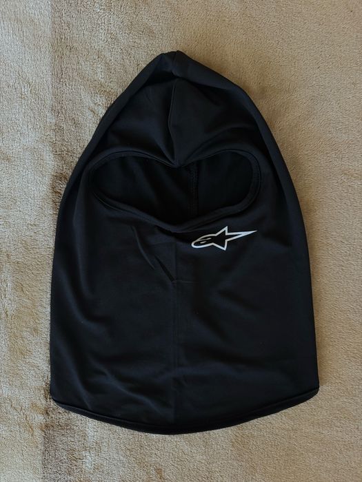 Cagula neagra de moto