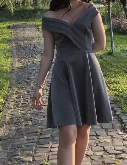 Rochie argintie pentru petreceri