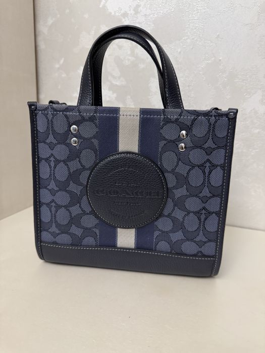 Продам сумку Coach