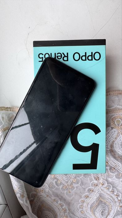 Продам сотку,OPPO Reno 5