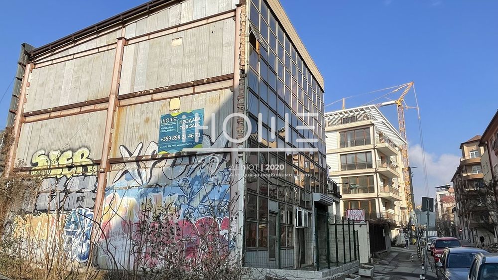 Продава се Парцел в София, Център - 1500 кв.м за 1334 €/кв.м - Снимка #3