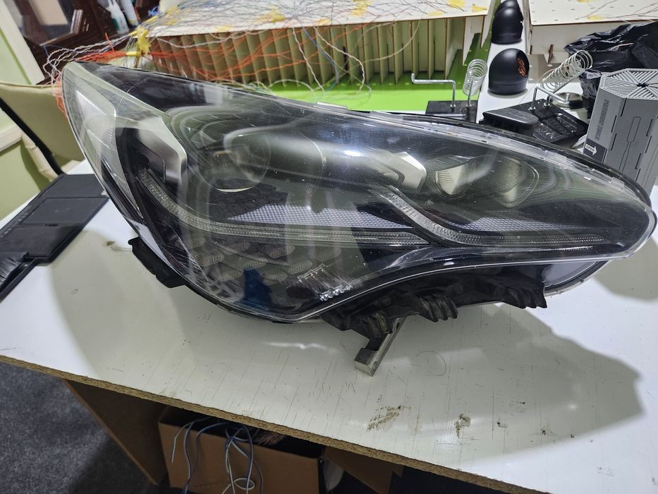 Kia stinger oldi ong tomoni farasi