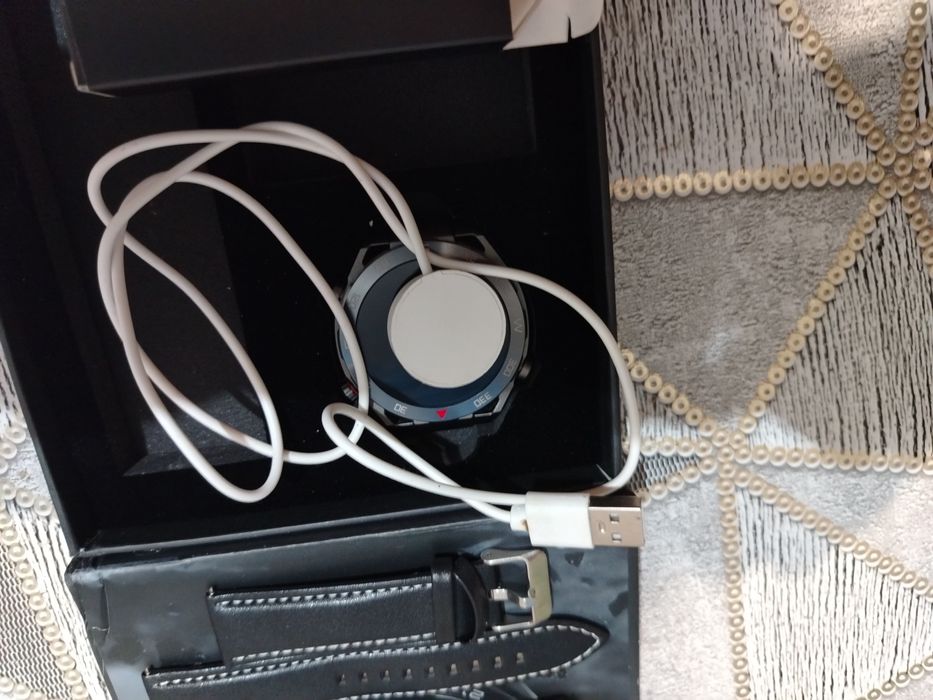 Часы почти новые