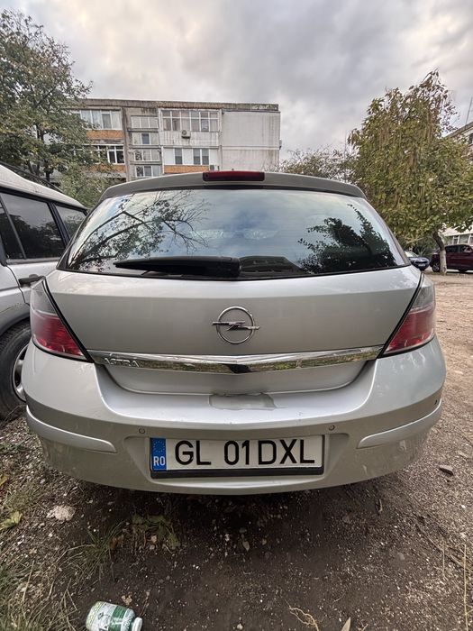OPEL Astra 2010 — imagine 3