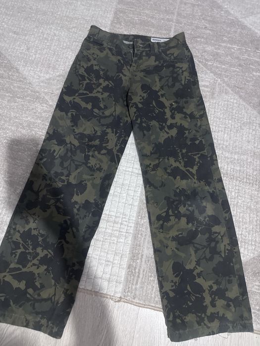 джинсы от Bershka