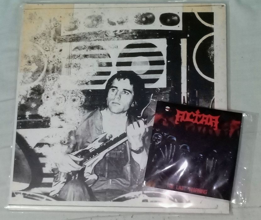 colectie cduri casete viniluri muzica romaneasca rock hip hop electro