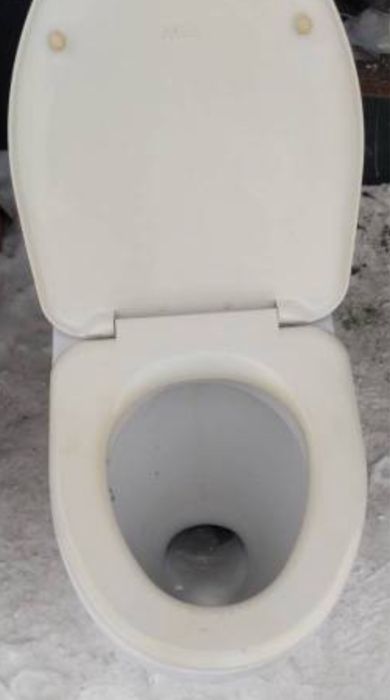 Продам унитаз БУ