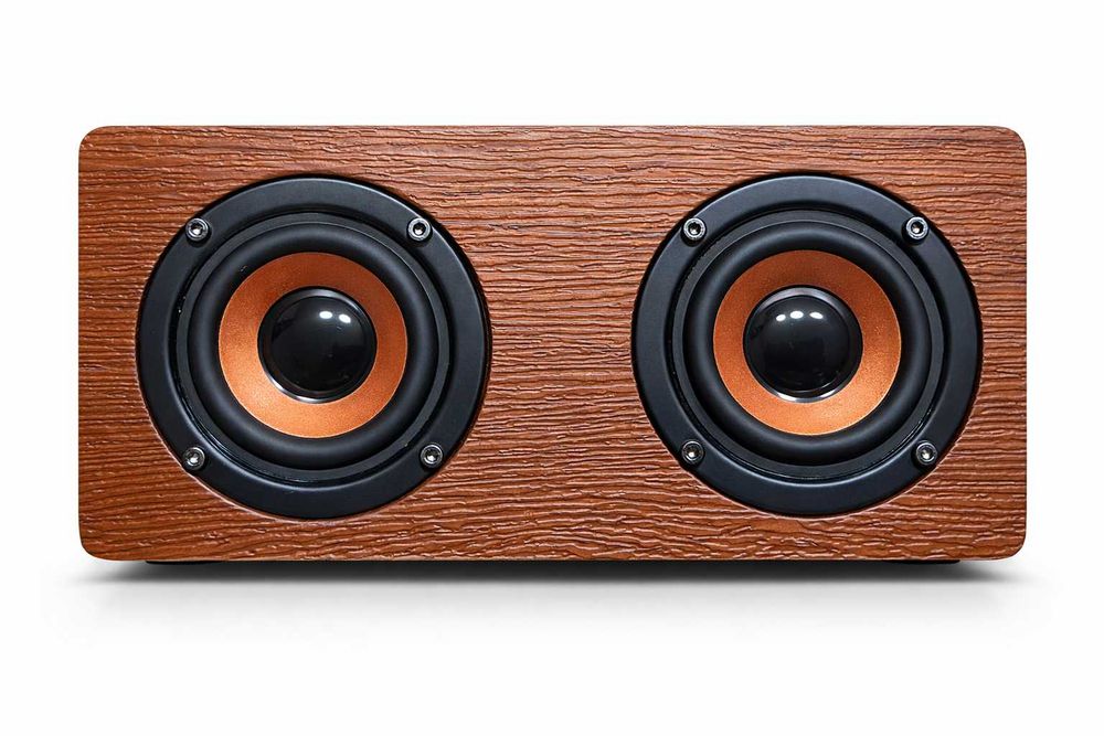 Bluetooth тонколона KTS-1612 с дървен дизайн