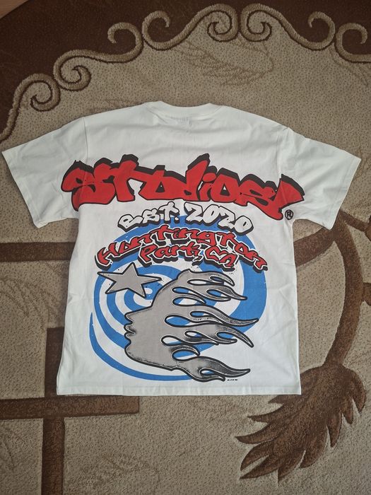 Tricou nou hellstar
