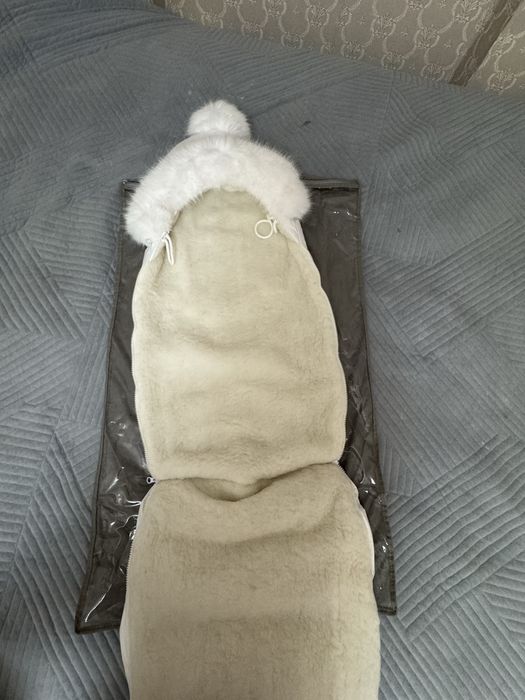 Продам конверт на выписку