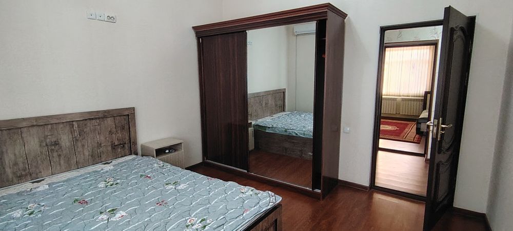 2 каватда 3 хонали квартира ижарага берилади.