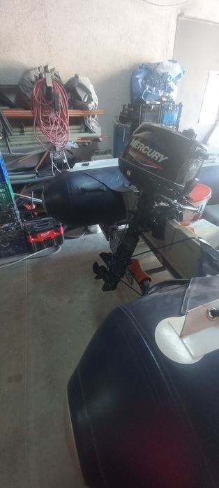 Лодка honda 4 м.