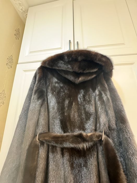 Продам норковую шубу