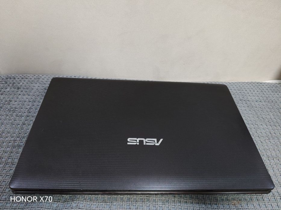 Ноутбук Asus в отличном состоянии