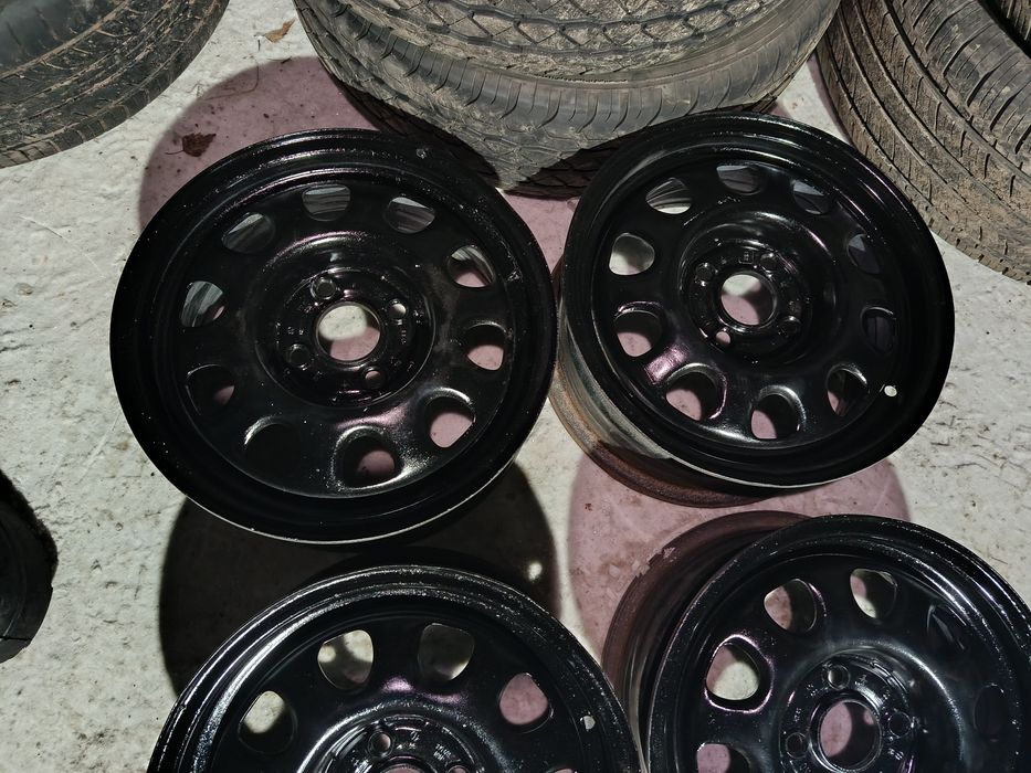 Диски Фольксваген гольф р14 Пассат