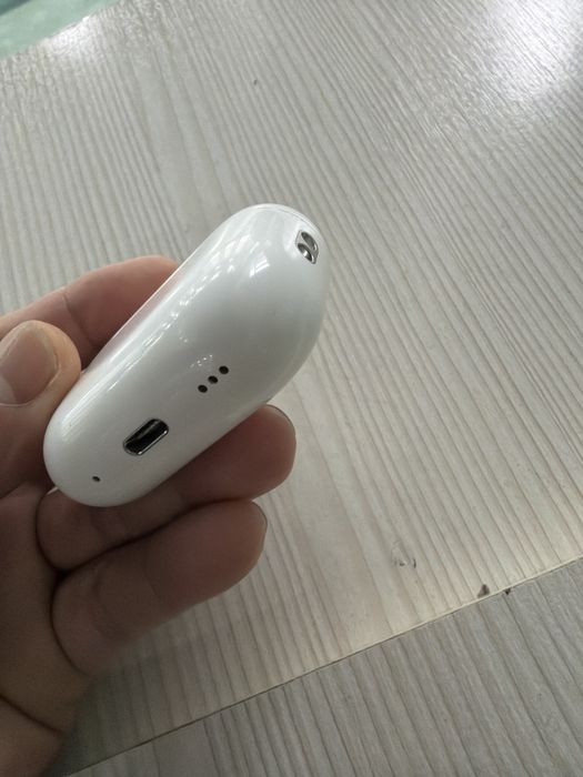 AirPods pro2  толька кейс