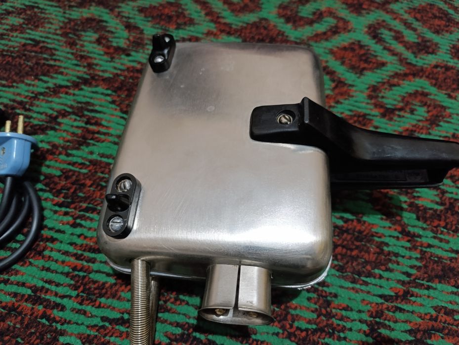 Вафельница СССР для дома и домашных выпечки.