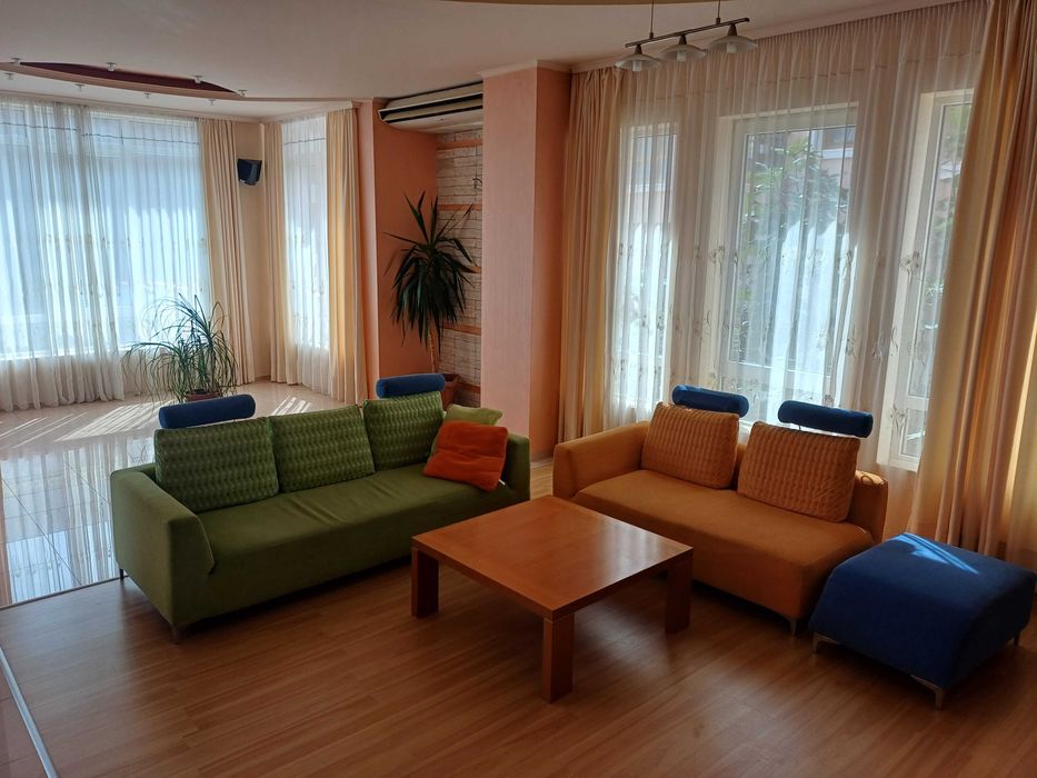 Продава се Къща в Бургас, Сарафово - 603 кв.м за 1991 €/кв.м - Снимка #3