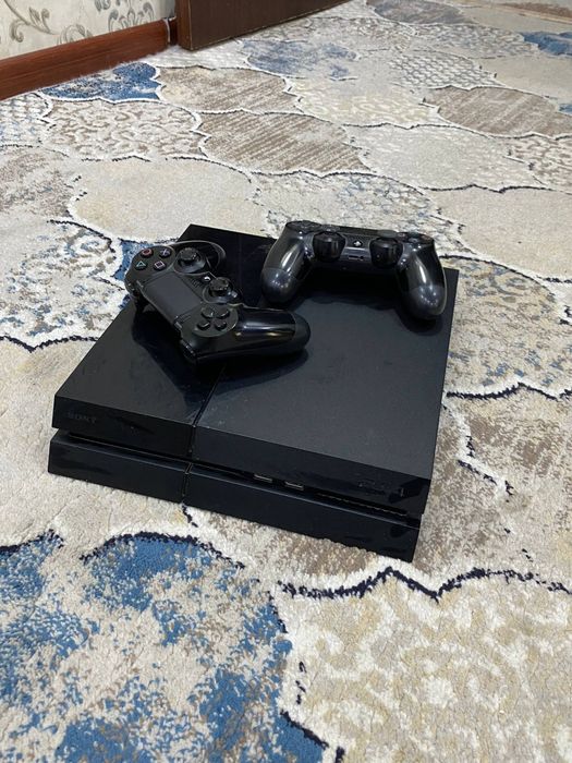 Продам/Обменяю Ps4 fat на 500 Гб с 9 дисковими играми