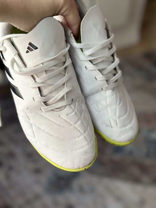 Оригинальные футзалки Adidas