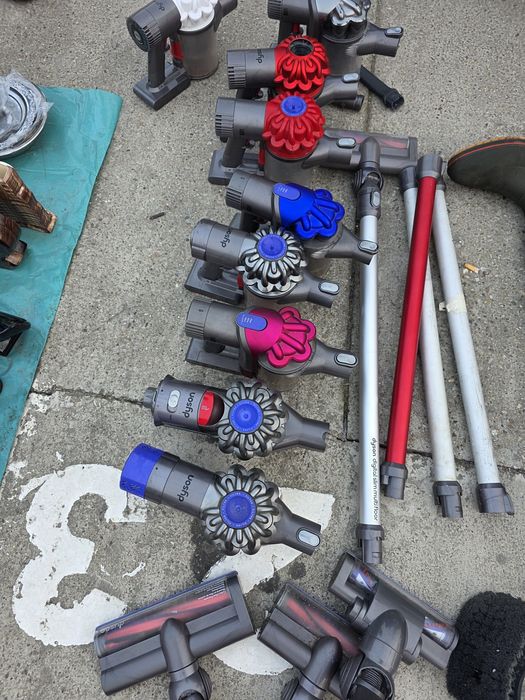 Dayson aduse din Germania