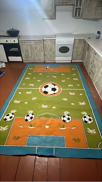 Продам кресло офисное и ковер!