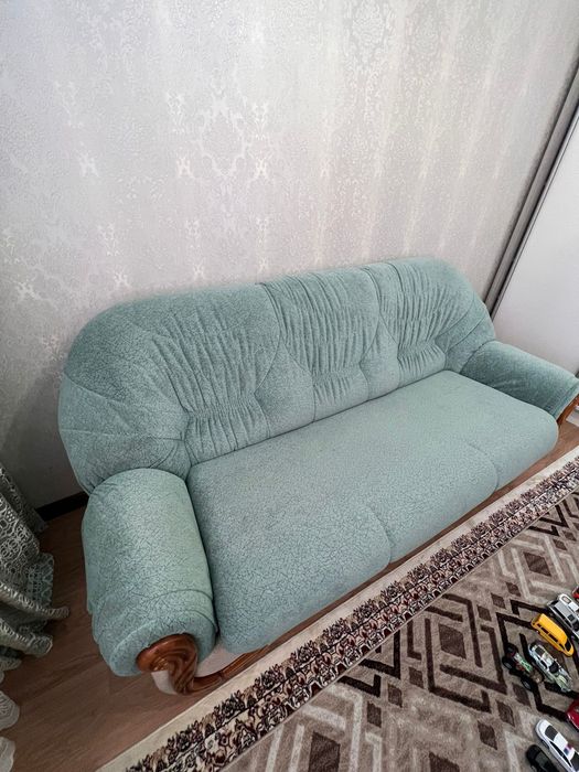 Диван с креслами