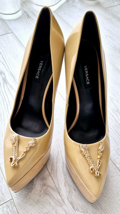 Обувки на висок ток Versace, размер 39