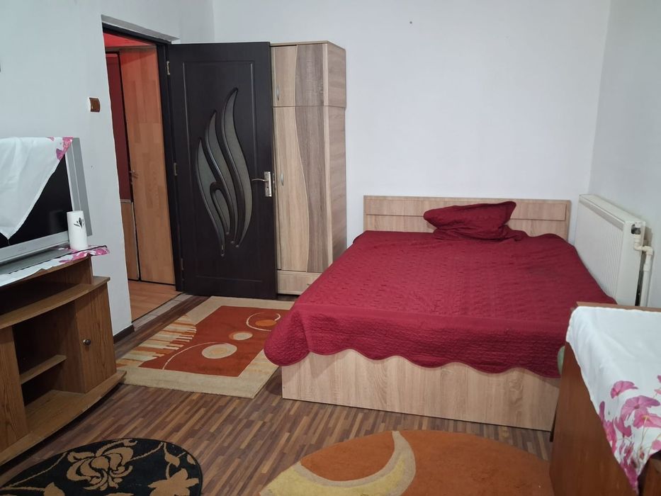 Garsoniera de inchiriat