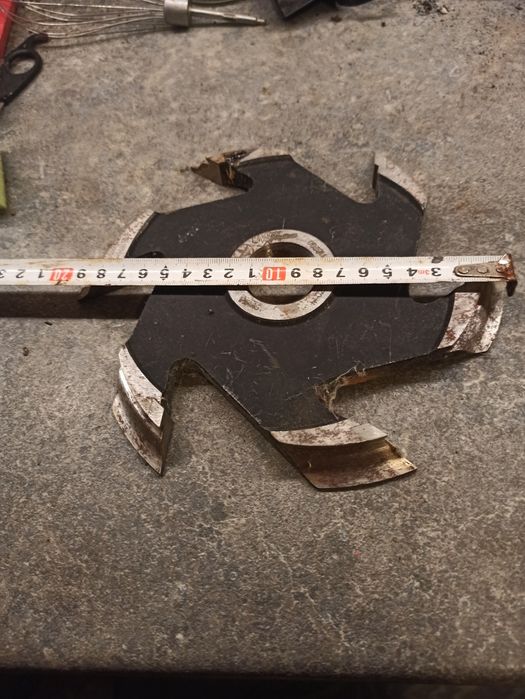 фрезови глави за изработка на дървени врати