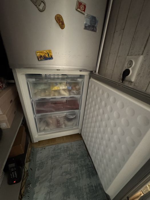 Холодильник в хорошем состоянии