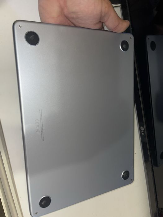 MacBook Air M4 | 16GB RAM | Sky Blue | Като НОВ (28 цикъла)