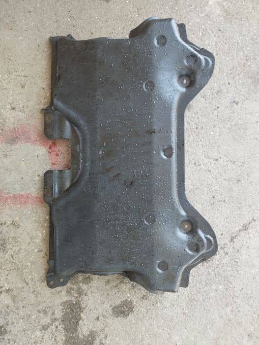 Кори под двигателя за Mercedes Benz