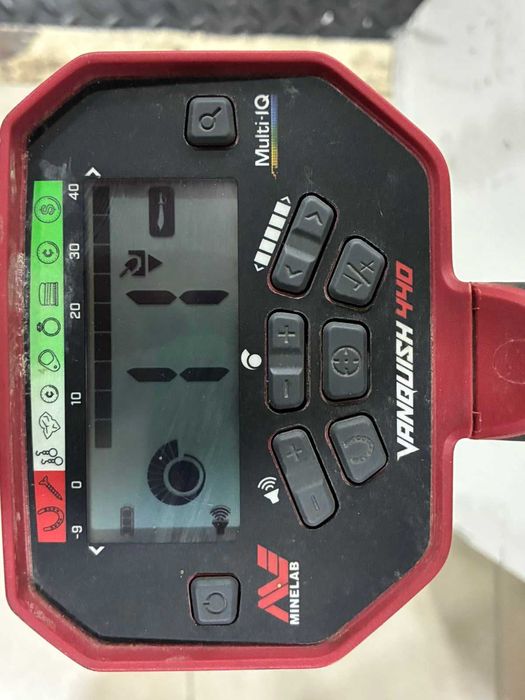 Металотърсач Minelab VANQUISH 440