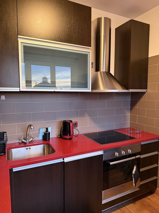 Продавам кухня напълно оборудвана