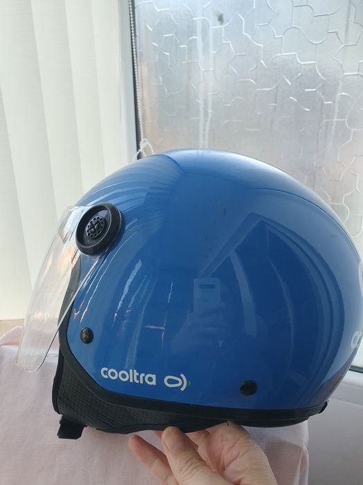 Продавам Каска за мотоциклет