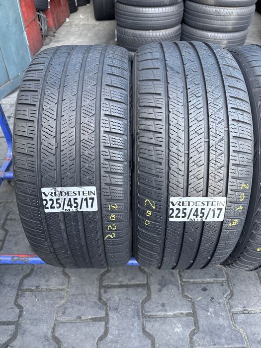 225/45/17 Vredestein M+S