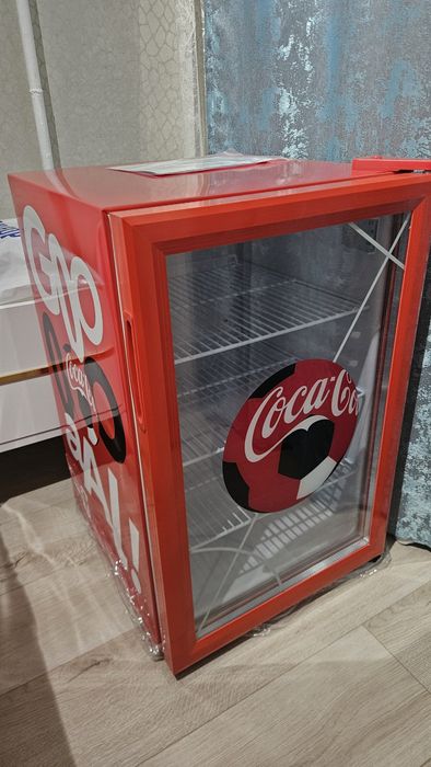 Мини холодильник CoCa cola kz sc-68