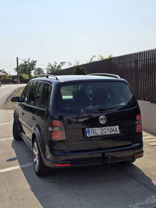 Volkswagen Touran Cross 2.0TDI 170cp