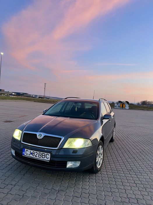 Vând skoda octavia 2